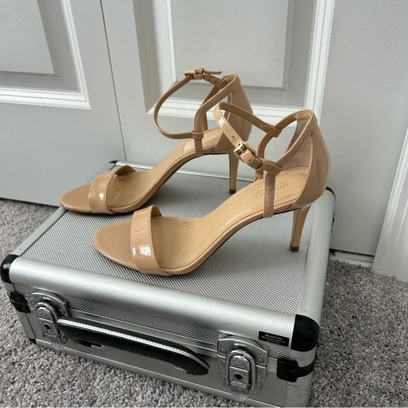 Michael Kors Nude Patent Leather Strappy Heels – Size 7.5 - Picture 2 of 7